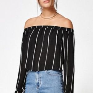 Kendall & Kylie | Off the Shoulder Cropped Top